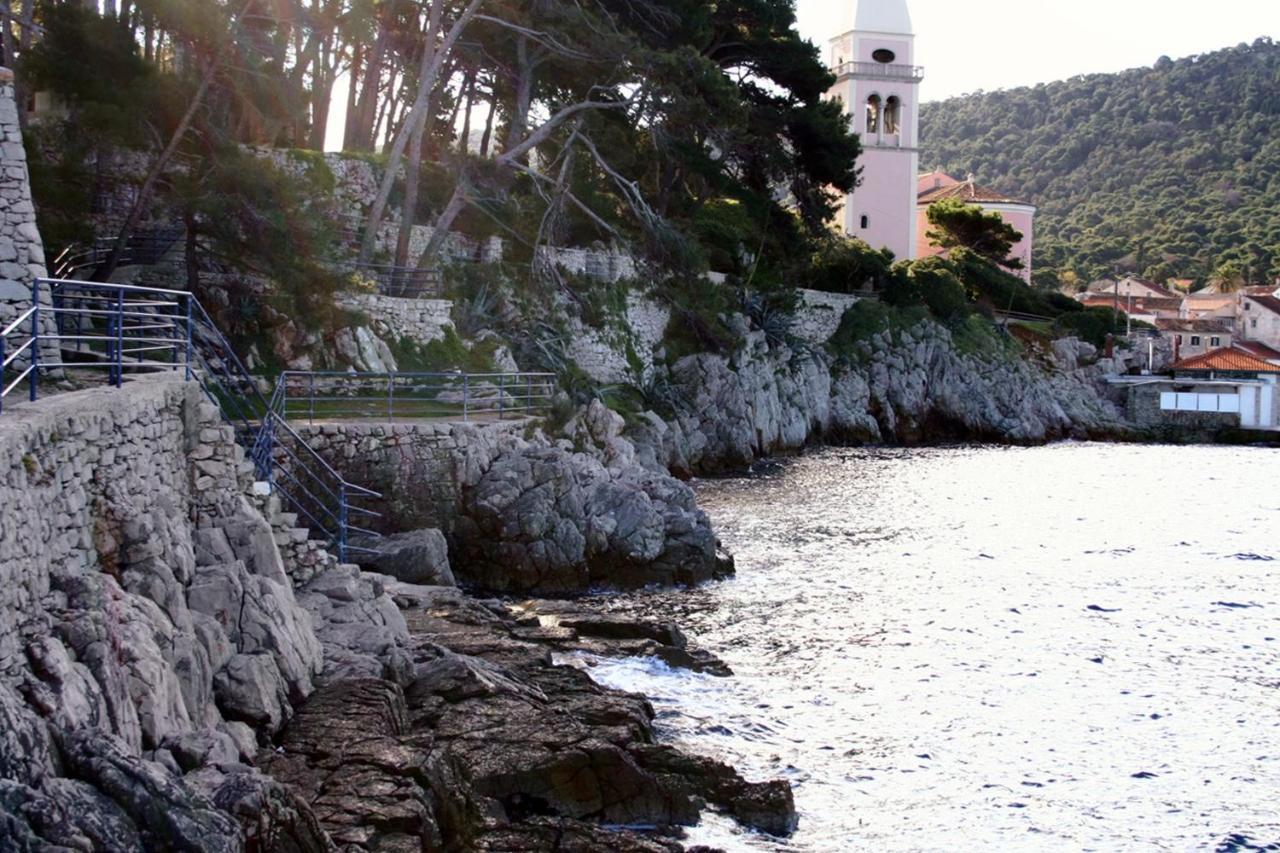 Apartments By The Sea Veli Losinj, Losinj - 19196 ภายนอก รูปภาพ