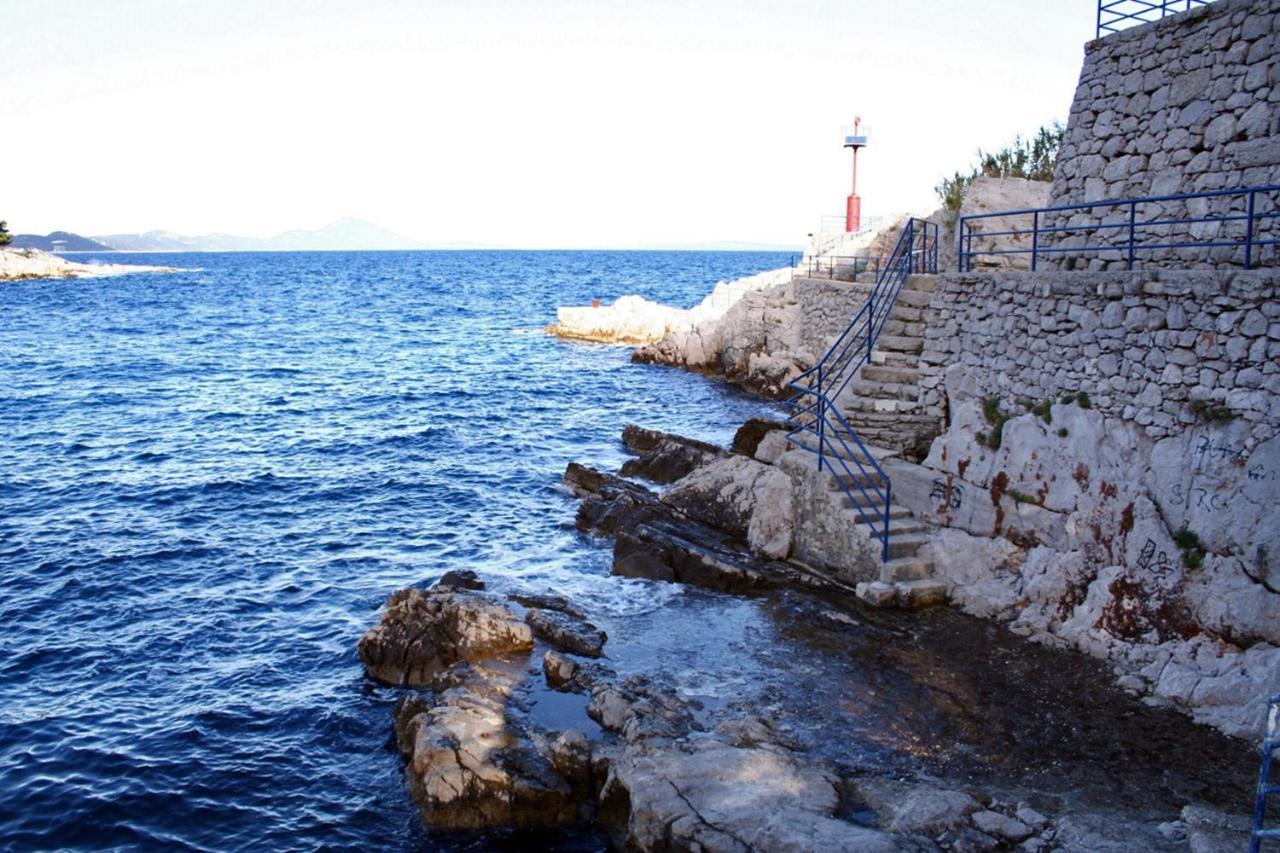 Apartments By The Sea Veli Losinj, Losinj - 19196 ภายนอก รูปภาพ